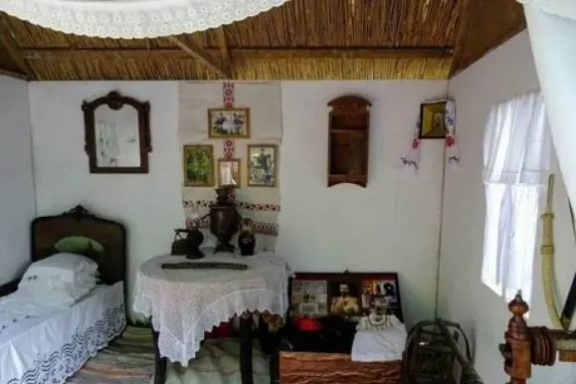 &Ecy;&kcy;&scy;&kcy;&ucy;&rcy;&scy;&icy;&yacy; "&Kcy;&acy;&zcy;&acy;&chcy;&softcy;&yacy; &kcy;&ocy;&mcy;&ncy;&acy;&tcy;&acy;"